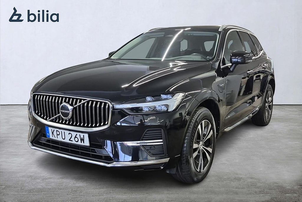 Volvo XC60 Recharge T6 Core Edition Tonade rutor/ Värmare/ P...