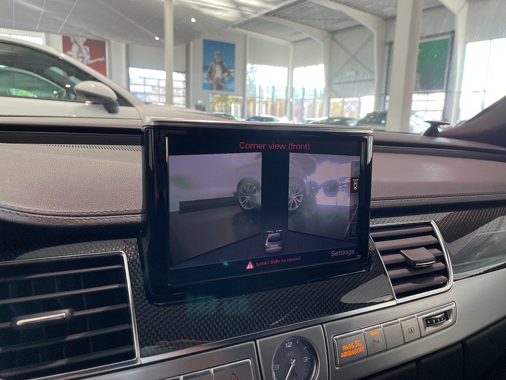Audi S8 2015 - miniatyr 17