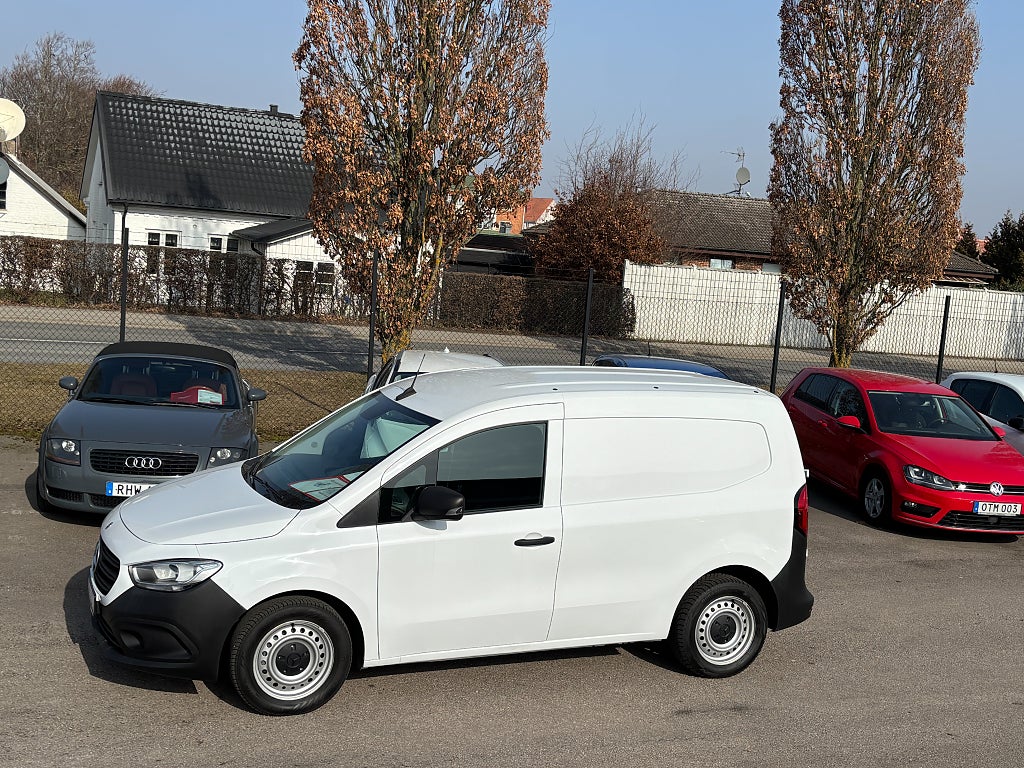Mercedes-Benz Citan 95Hk/AUT 3-Sits Euro 6 0Kr Kontant(företag)