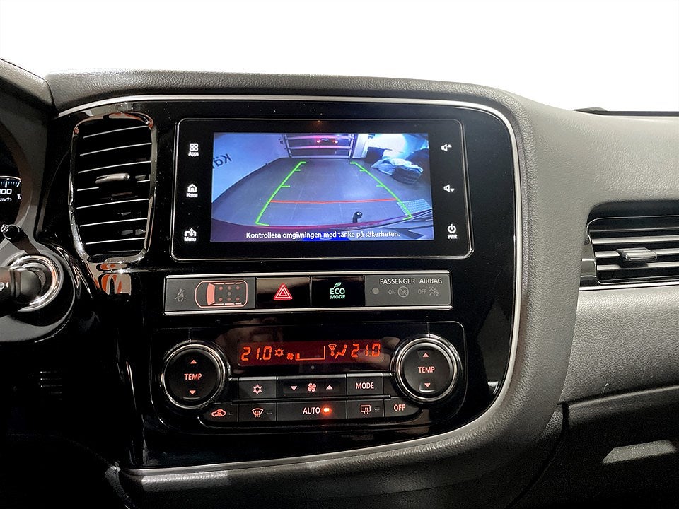 Bild på Mitsubishi Outlander Comfort PHEV 224hk Aut 4WD - B-KAMERA, RATTVÄRME