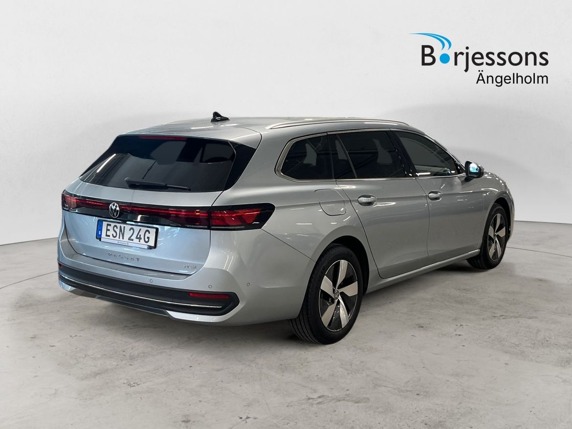 Volkswagen Passat 2025, bild 3/38