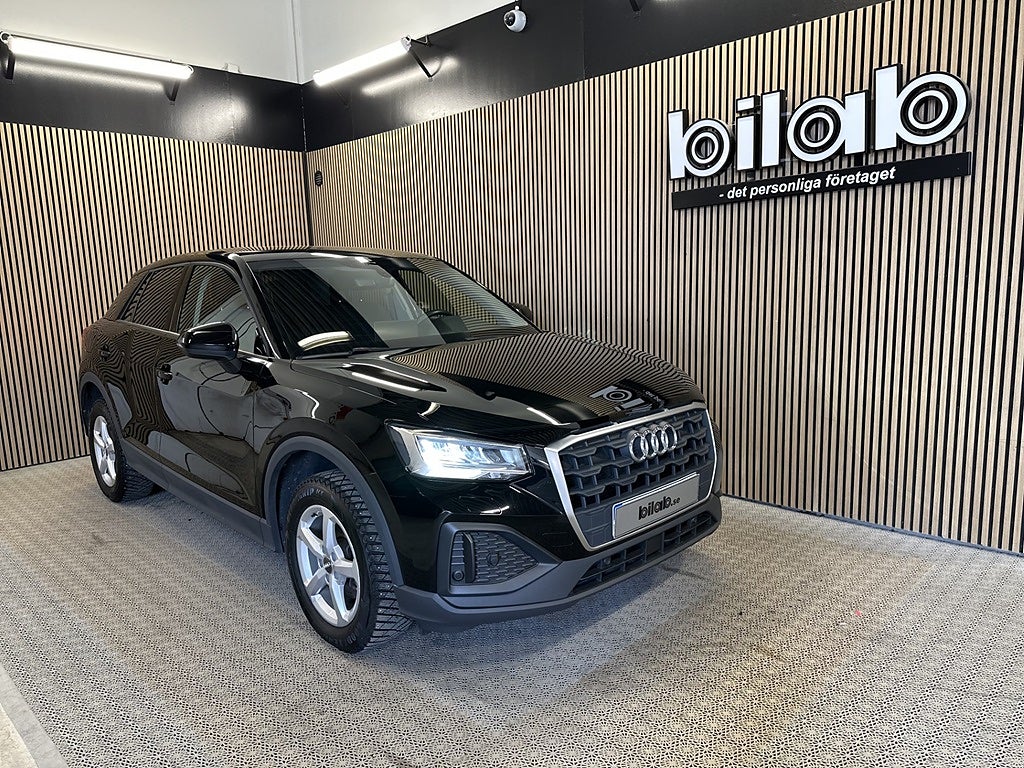 Audi Q2 30 TFSI PROLINE 110 HK 6-VÄXLAD Backkamera