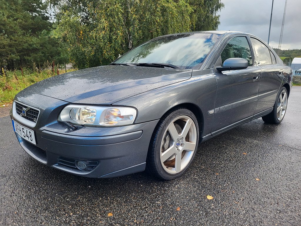 Volvo S60 R AWD 300Hk Manuell Taklucka Nyservad 