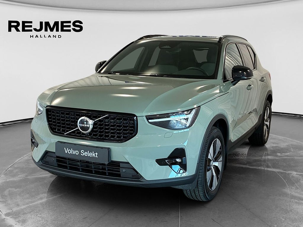 Volvo XC40 B4 FWD Bensin Plus Dark