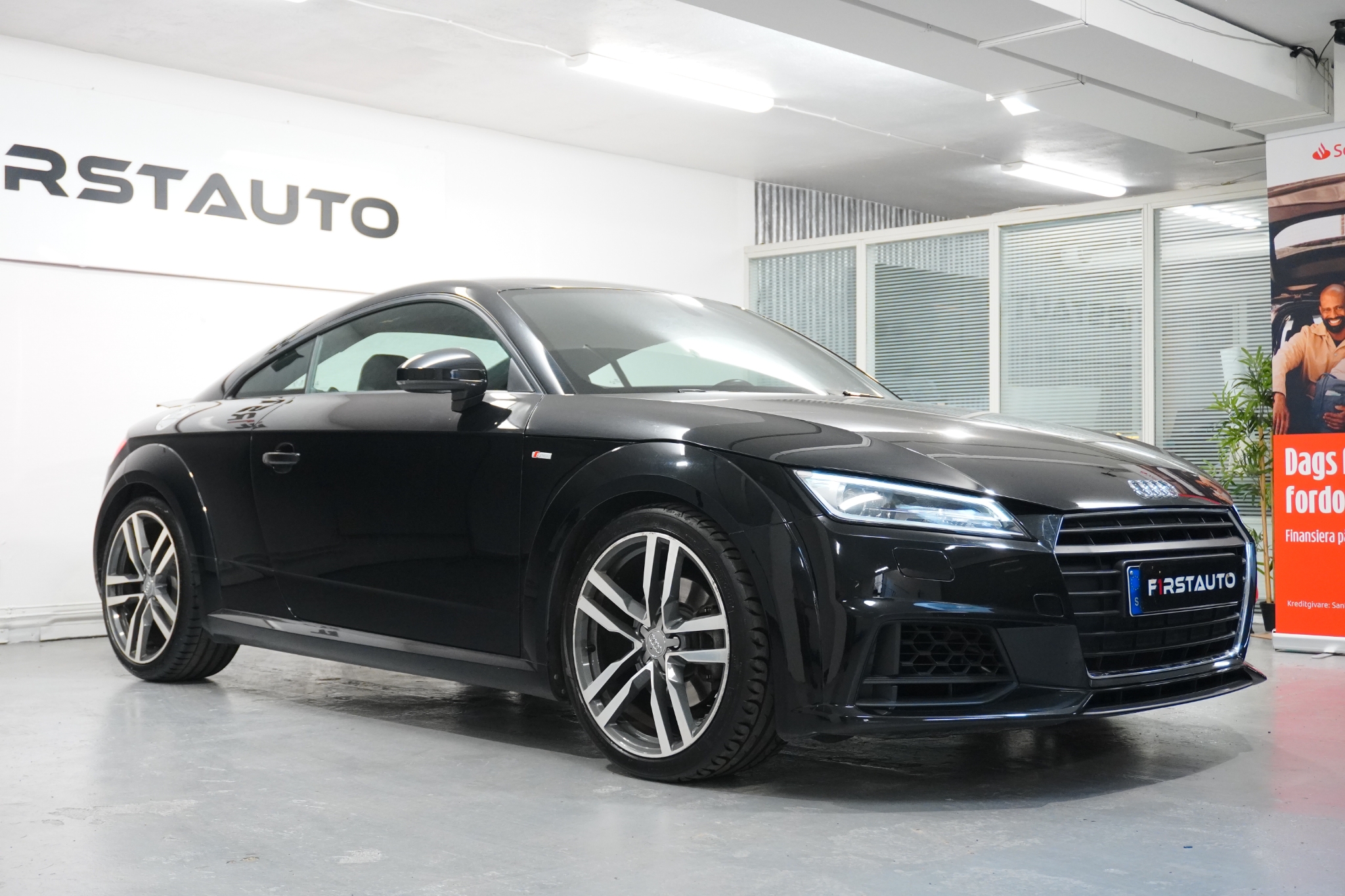 Audi TT Coupé 1.8 TFSI S Tronic S line 2016, bild 4/58