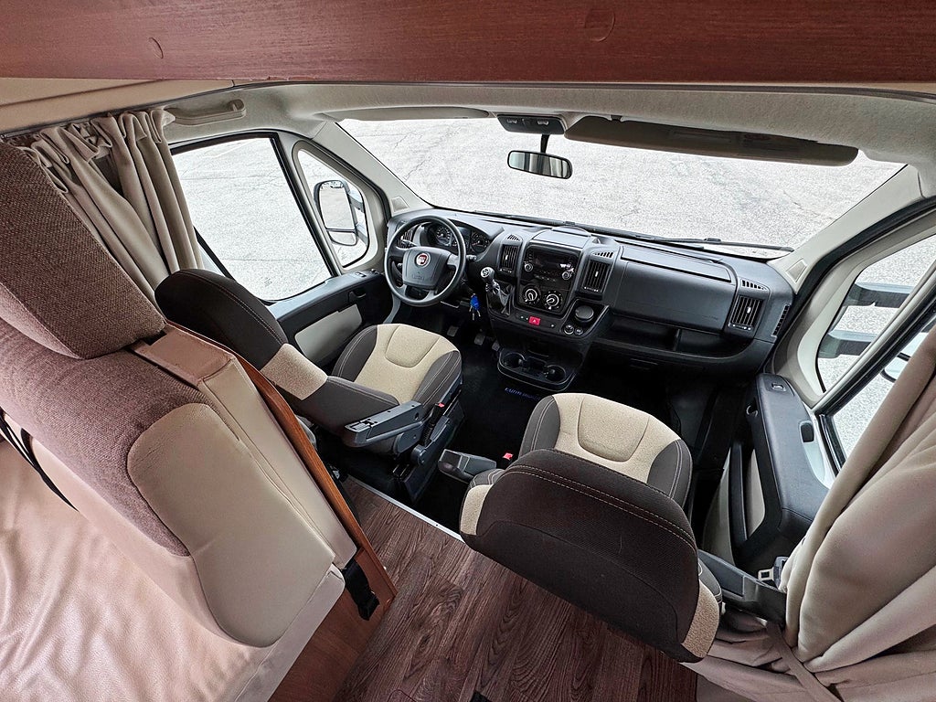 Eura Mobil Activa One 690 HB Alkov, 4250kg