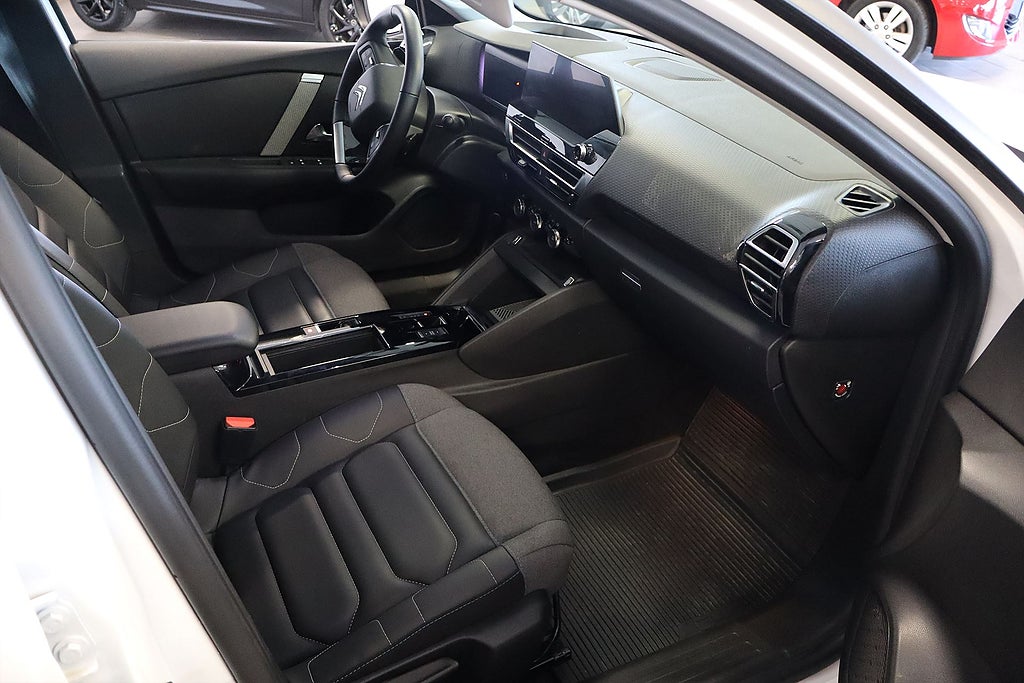 Bild på Citroën C4 Shine 1.2 PT 130hk Aut - B-KAMERA, CARPLAY, NAV