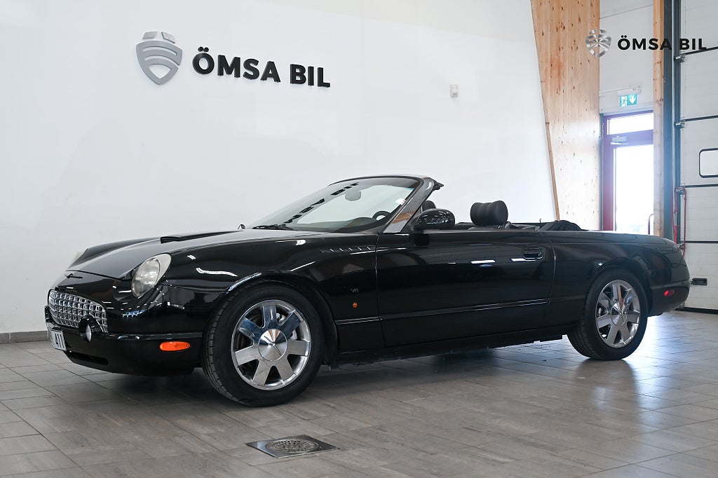 Ford Thunderbird 3.9 V8
