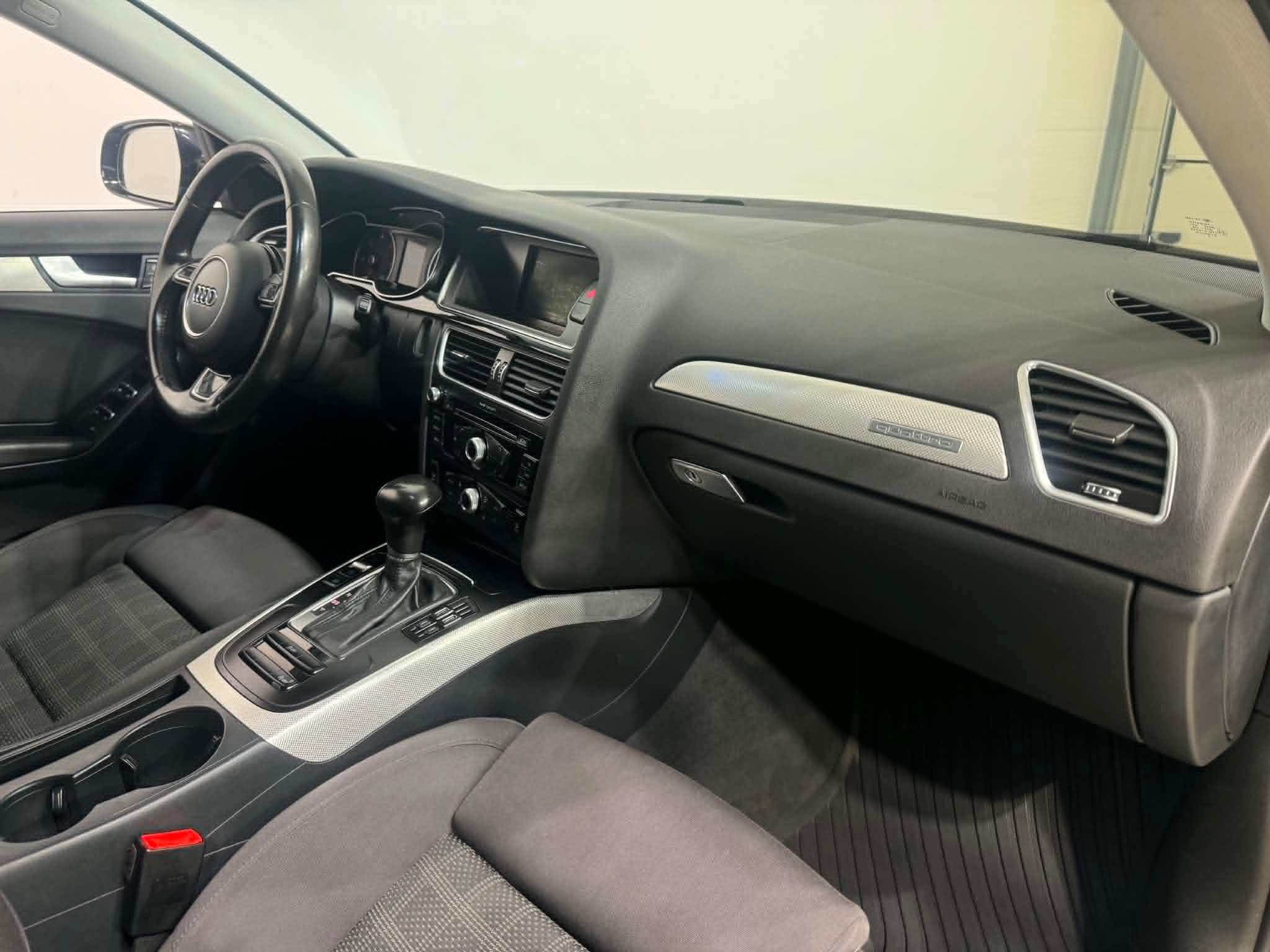 Audi A4 2015, bild 4/44