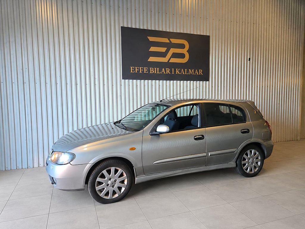 Nissan Almera 5-dörrar 1.8 Euro 4