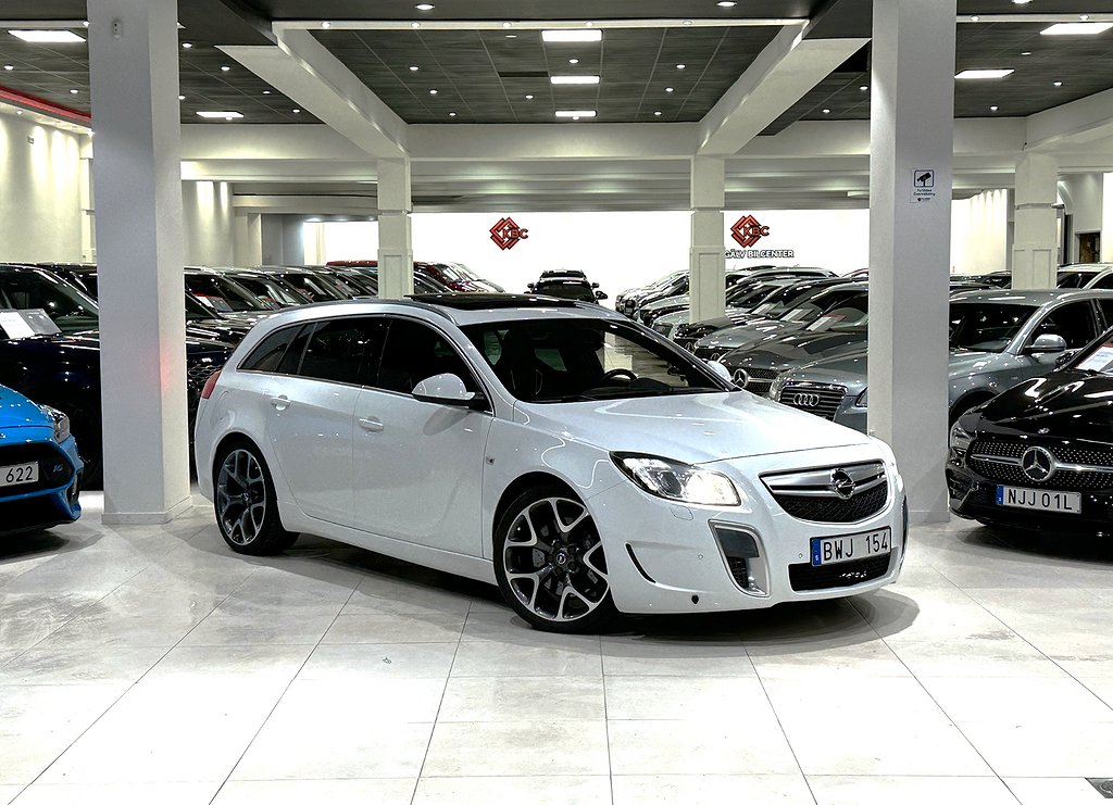 Opel Insignia OPC Sports Tourer/2.8/V6/Turbo/4x4/Pano/RECARO