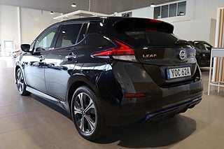 Halvkombi Nissan Leaf 3 av 27