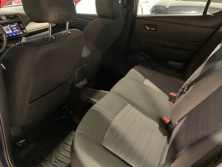 Halvkombi Nissan Leaf 22 av 22