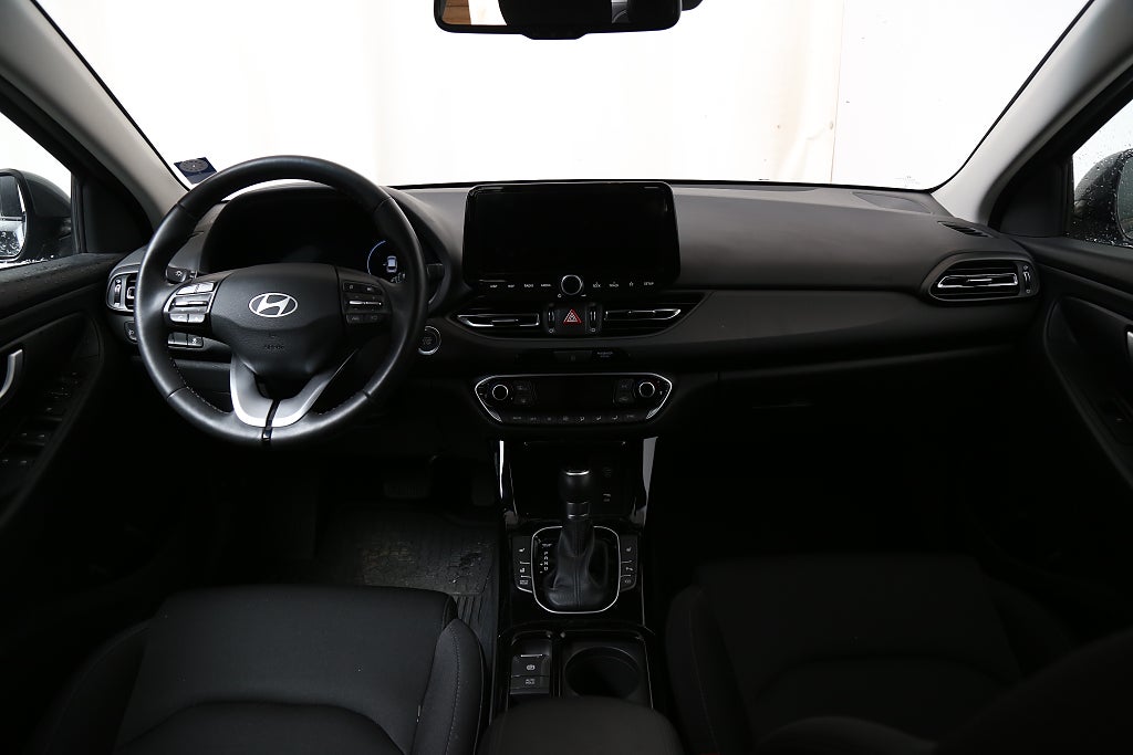 Hyundai i30 1,0 T-GDi MHEV Essential Kombi Aut Navi Kamera