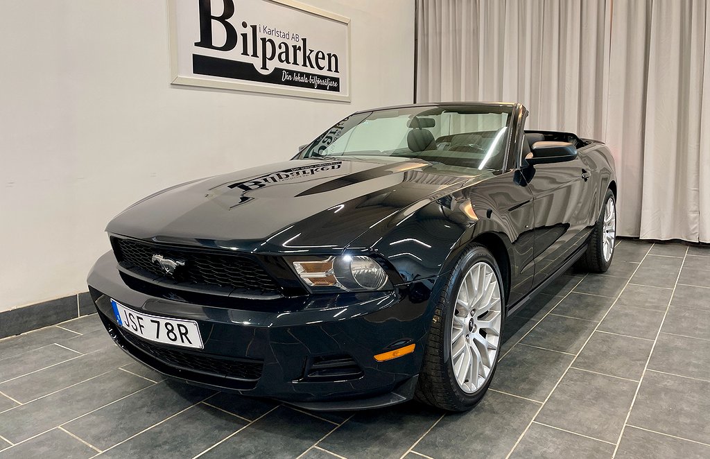 Ford Mustang V6 Convertible Automatic 214hk 