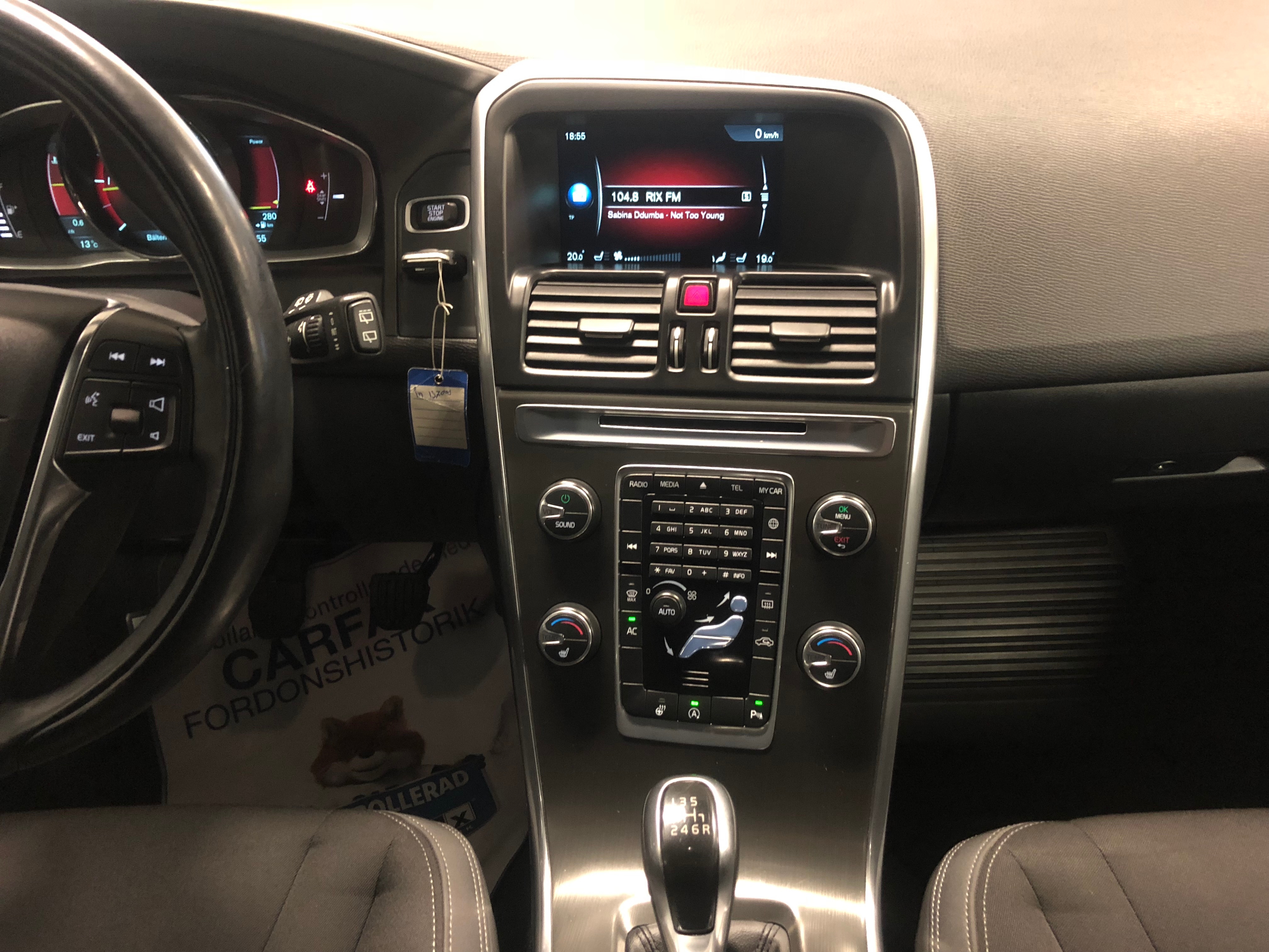 Volvo XC60 D4 / Momentum / 181hk / 2014 2014, bild 7/42