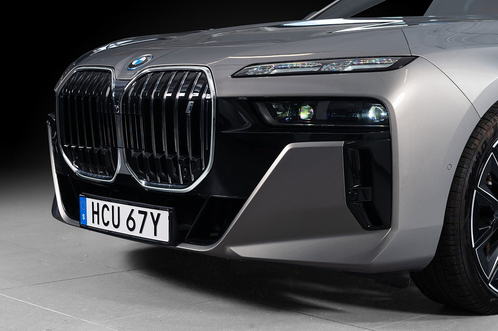 BMW i7 2023 - miniatyr 6