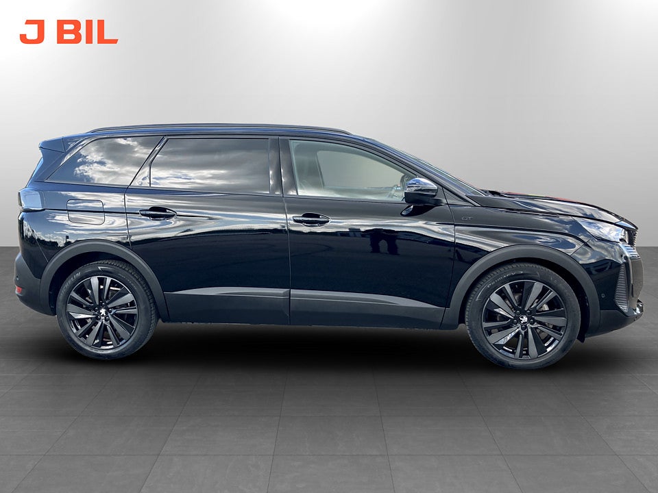 Bild på Peugeot 5008 GT Blackpack 1.2 PT 130hk Aut 7-SITS B-KAMERA CARPLAY