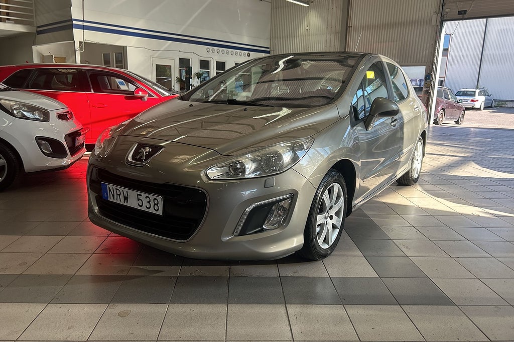 Peugeot 308 2011