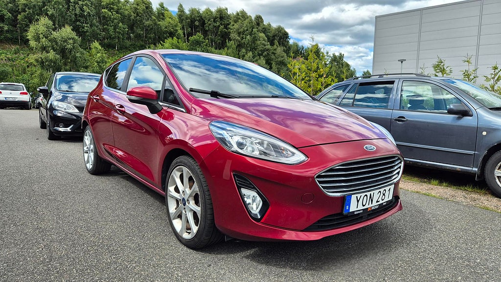 Ford Fiesta 5-dörrar 1.0 EcoBoost Nybes ny kamrem/service GPS 