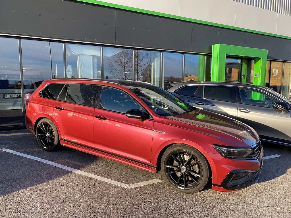 Volkswagen Passat Sportscombi R 2.0 TSI 272 DSG7 4M Nyinkommen