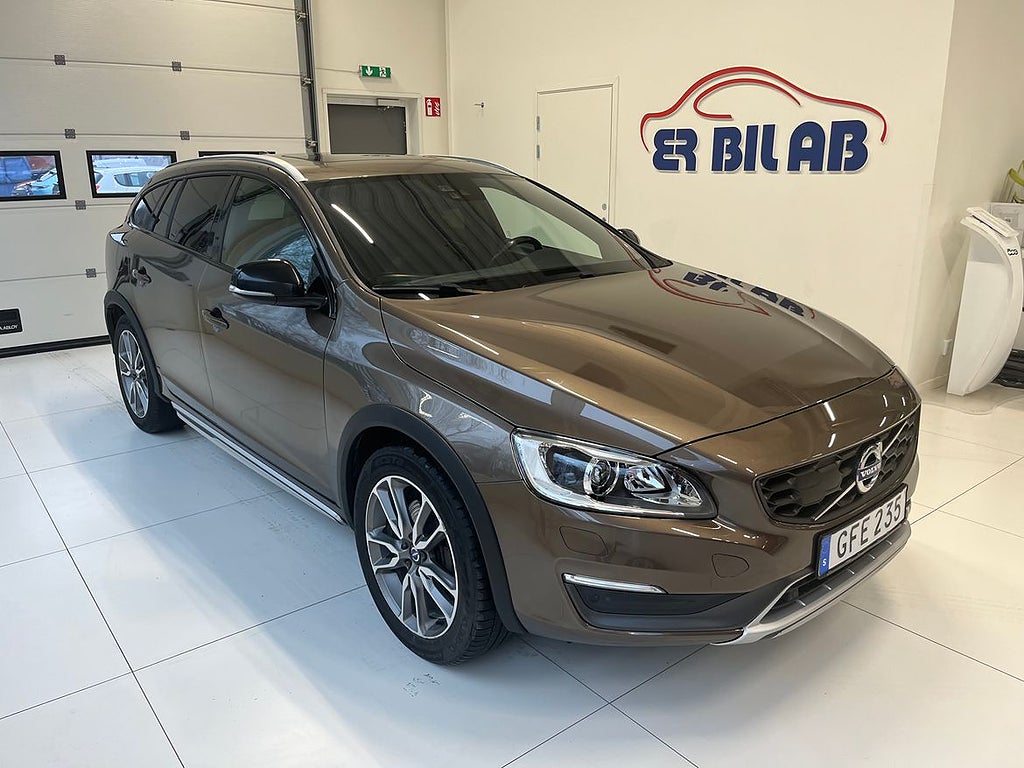 Volvo V60 Cross Country D4 Momentum Aut