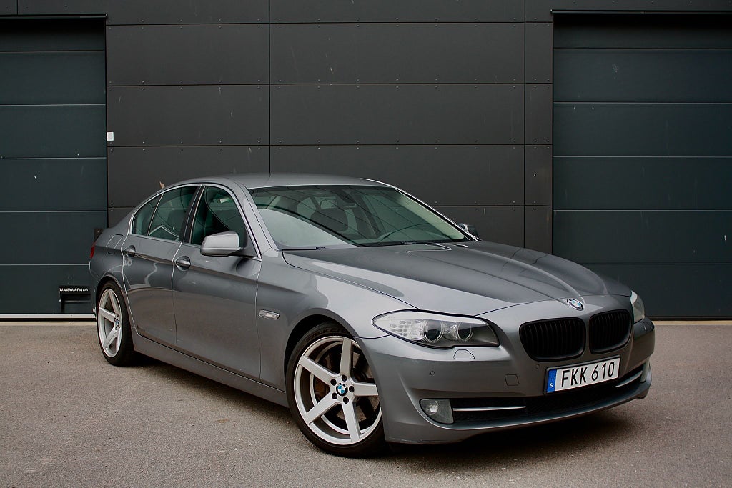 BMW 525D Sedan Steptronic | Skinn | Navi | PDC | M5-ratt 