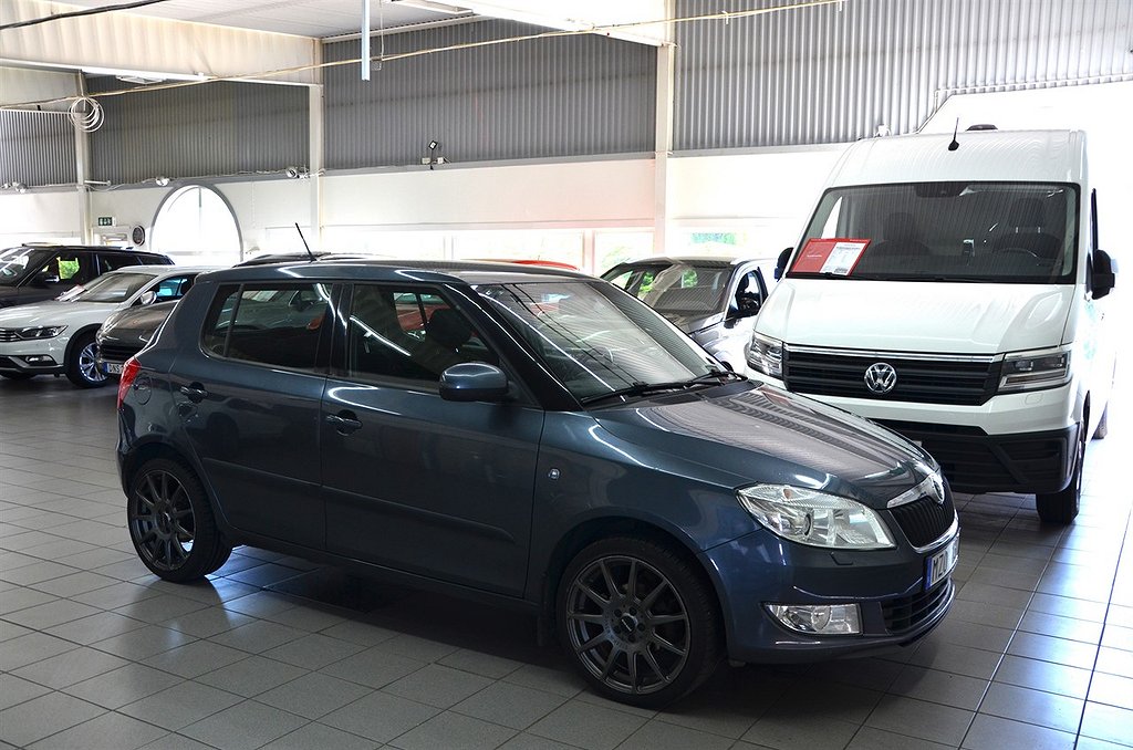 Skoda Fabia 1.2 TSI (86hk) 17" Årsskatt: 536kr