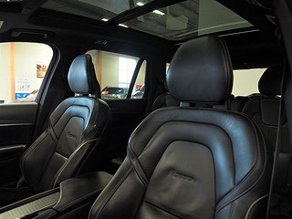 SUV Volvo XC90 10 av 18