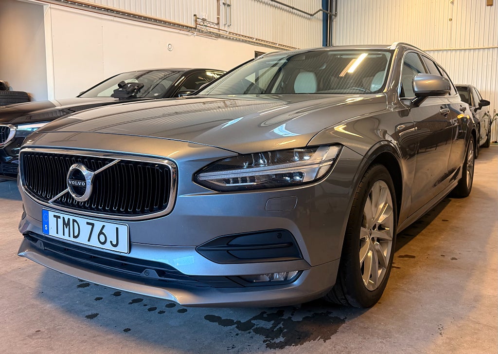 Volvo V90 T4 Geartronic Momentum Advanced, Skinn, Drag S&V hjul