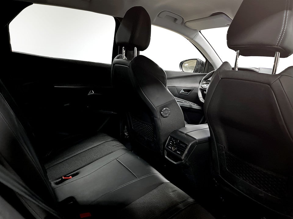 Bild på Peugeot 3008 Allure Hybrid 225hk Aut - B-KAMERA, CARPLAY