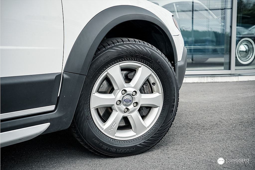 Volvo XC70 D4 AWD Momentum 181hk / 1 Ägare / Kamrem bytt