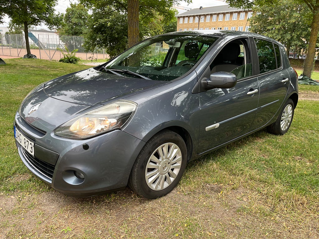 Renault Clio 5-dörrars Halvkombi 1.2 E85 Euro 4