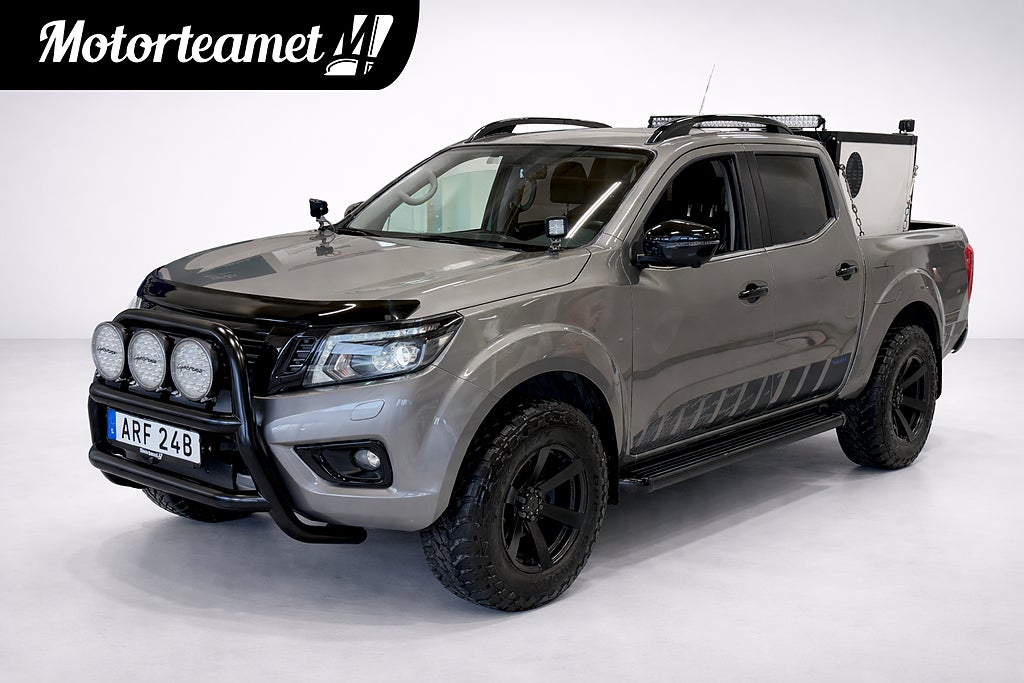Nissan Navara 2.3 dCi 4WD WT-Metall Hundkåpa Belysning DIRT Leasbar