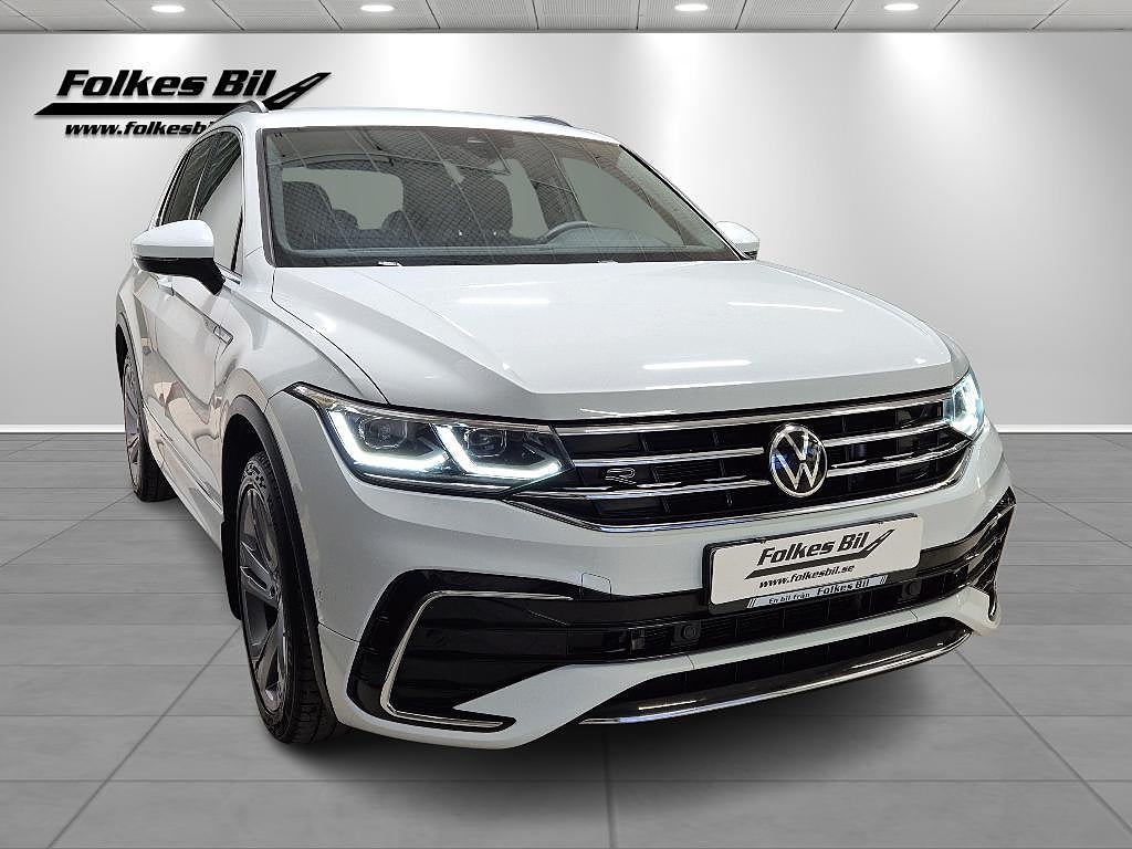 Volkswagen Tiguan R-Line TDI 200 hk DSG 4Motion Parkv Drag Vhjul