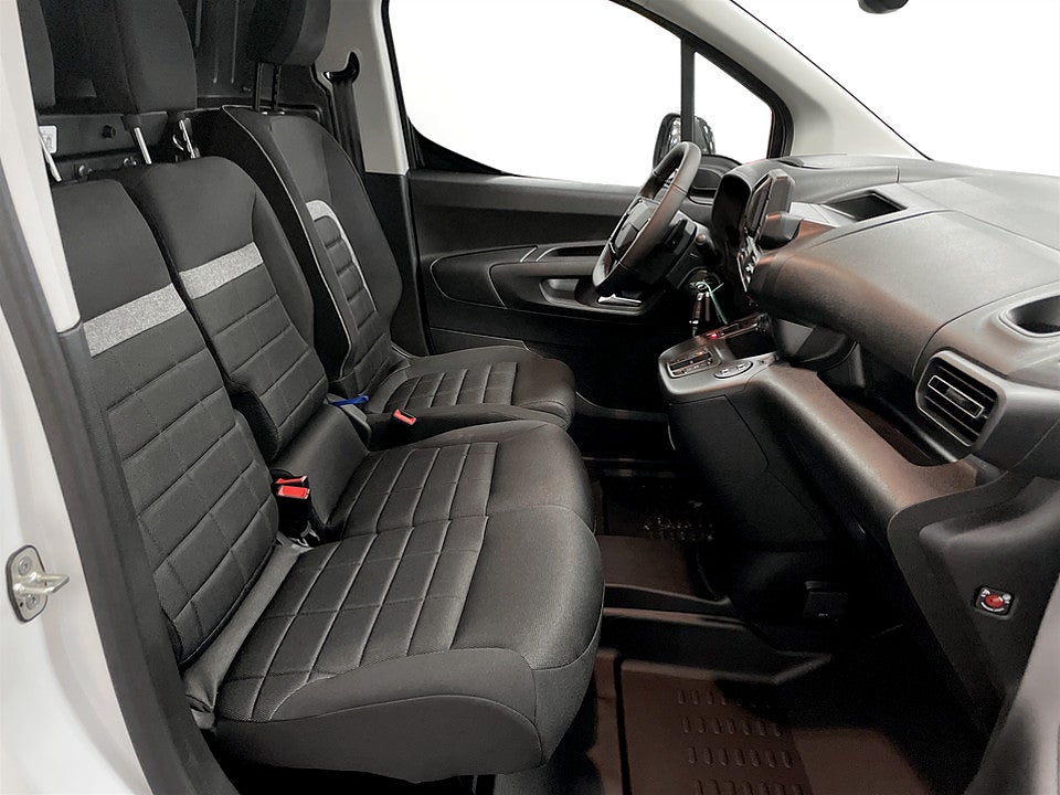 Bild på Citroën Berlingo Basic 1.5 Diesel 130hk AT8 L2 - DEMO