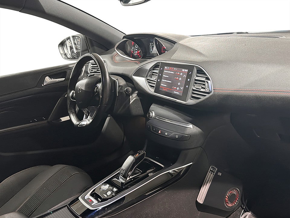 Bild på Peugeot 308 SW GT-Line 1.2 PT 130hk Aut BACKSENSORER