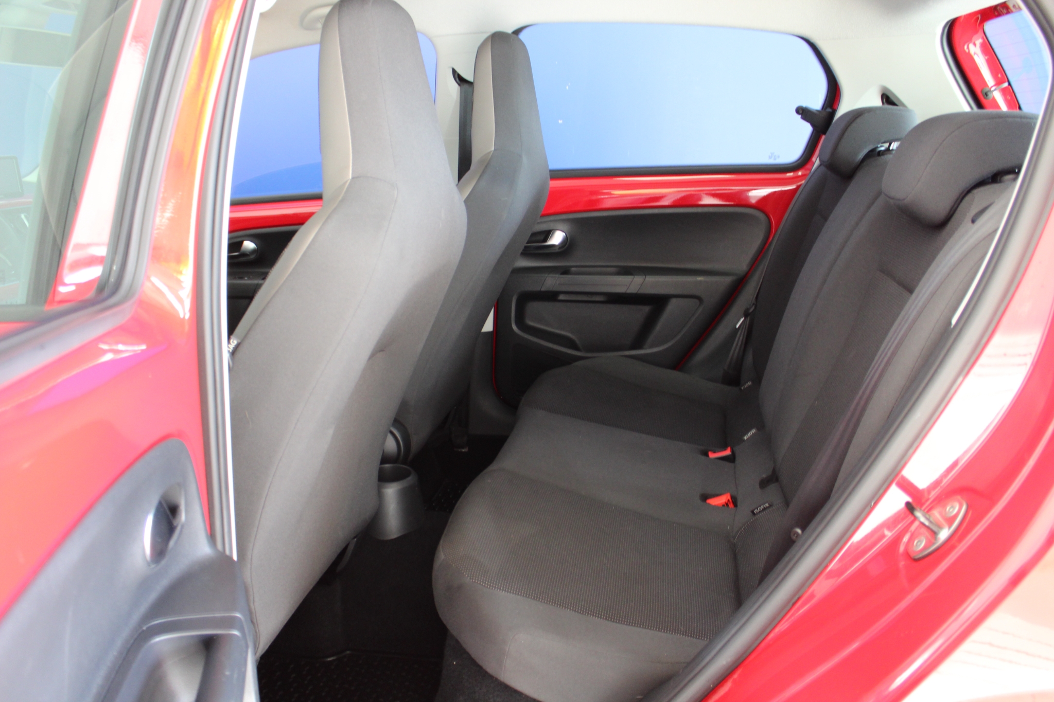 Volkswagen UP! 5-dörrar 1.0 75hk 2014, bild 7/39