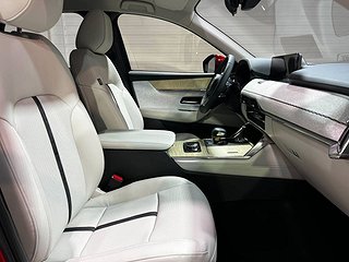 SUV Mazda CX-60 14 av 26