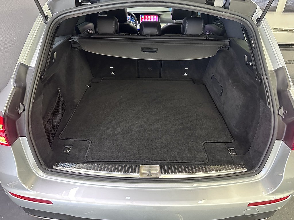Mercedes-Benz E 250 T 9G-Tronic AMG Line/Wide/Pano/Burmest/Drag/Värmare