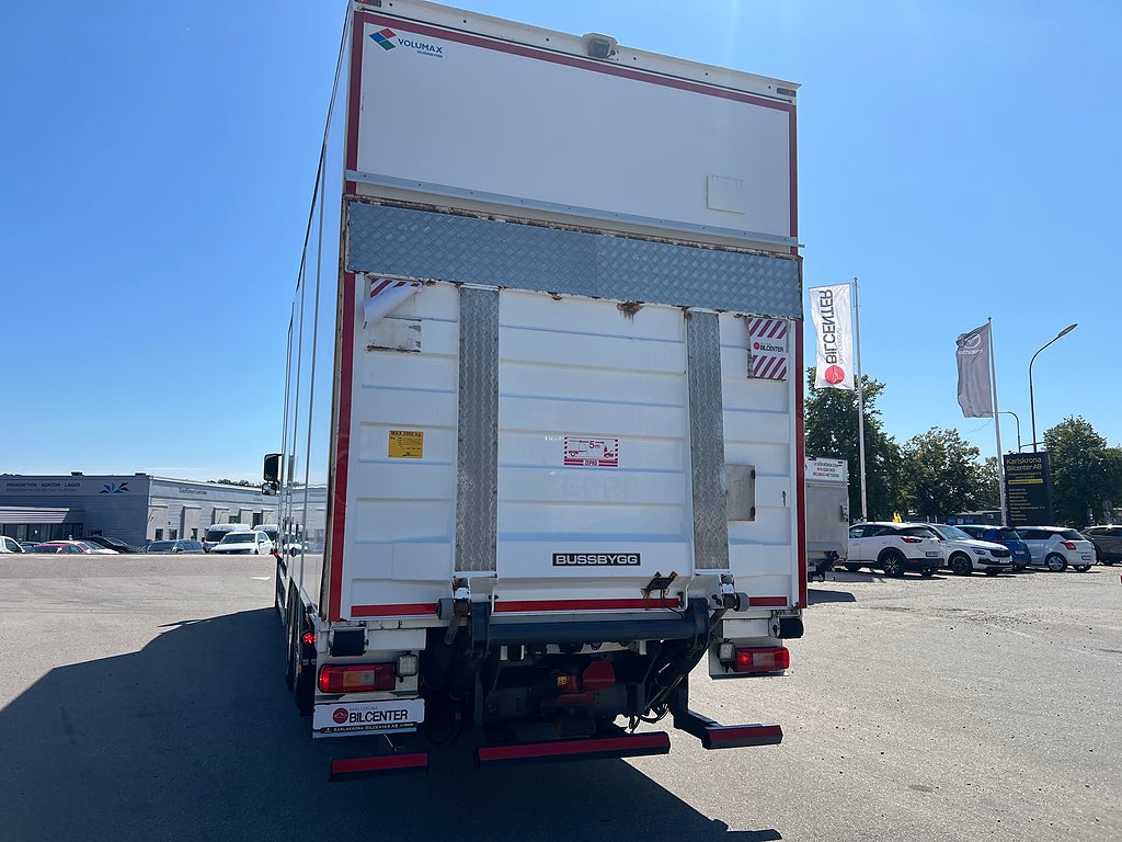 Volvo FM 410 6x2 Skåpbil, Öppningsbarsida, Bussbygg, Värmare