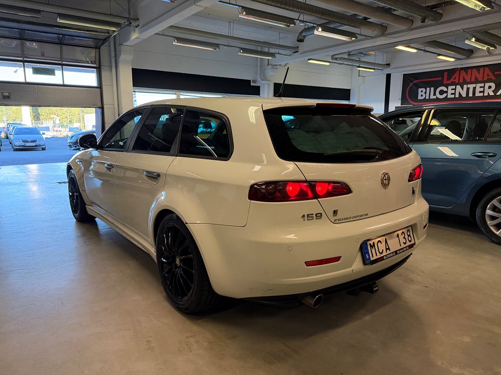 Alfa Romeo 159 2012 - miniatyr 7