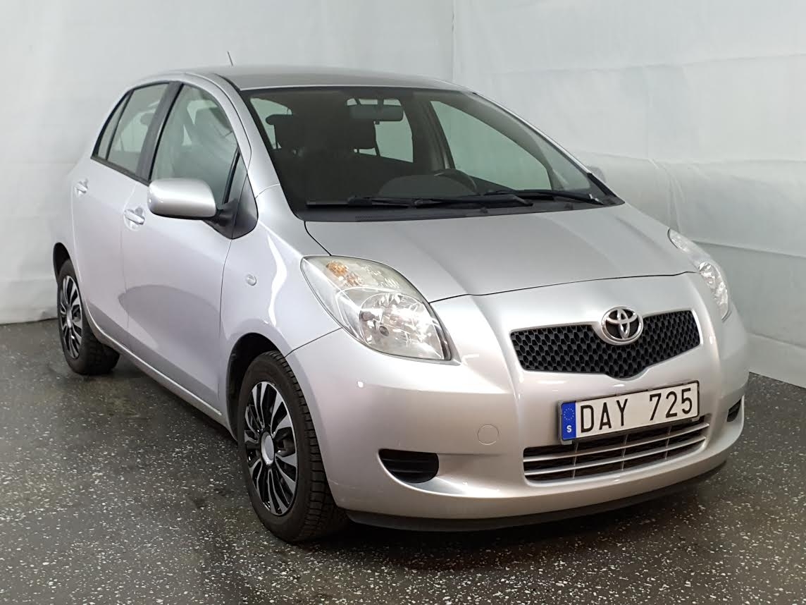 Toyota Yaris 5-dörrar 1.3 VVT-i 87hk 2006, bild 2/36