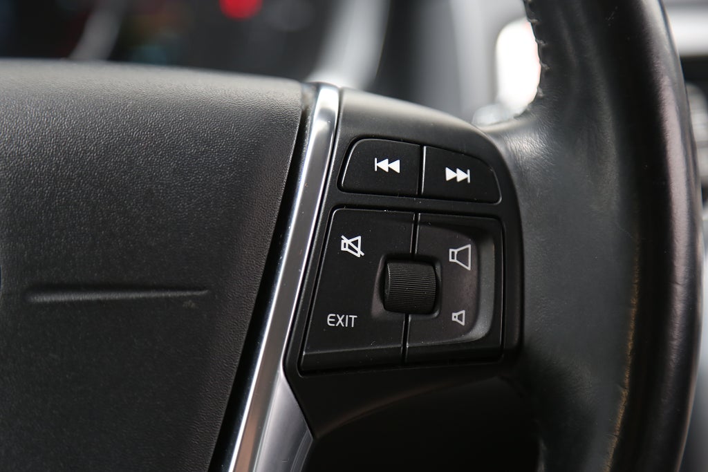 Volvo V70 T4 180hk Summum Elstol Skinn Dragkrok 2014