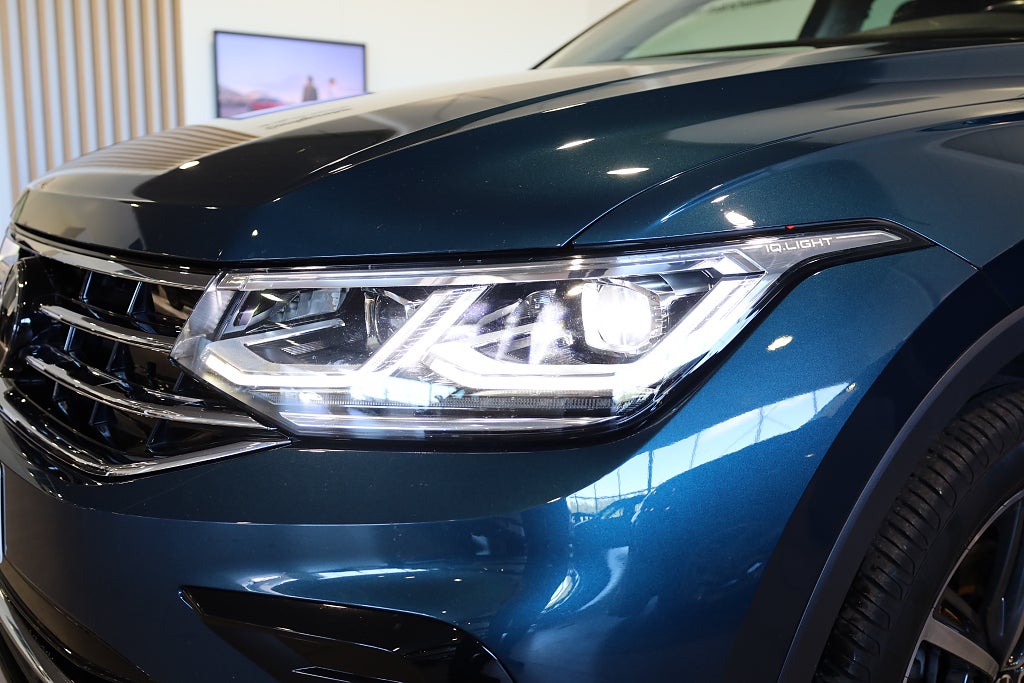 Volkswagen Tiguan eHybrid 1.4 TSI Automat Elegance / Drag / Moms / PHEV 2024