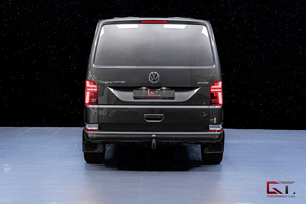 Volkswagen Transporter Kombi T32 TDI 4Motion MOMS Värmare Drag ACC Kamera 2