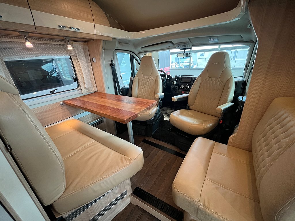 Bürstner Nexxo T 720 / ALDE / Solcell / Aut 150hk / Långbädd - Bürstner