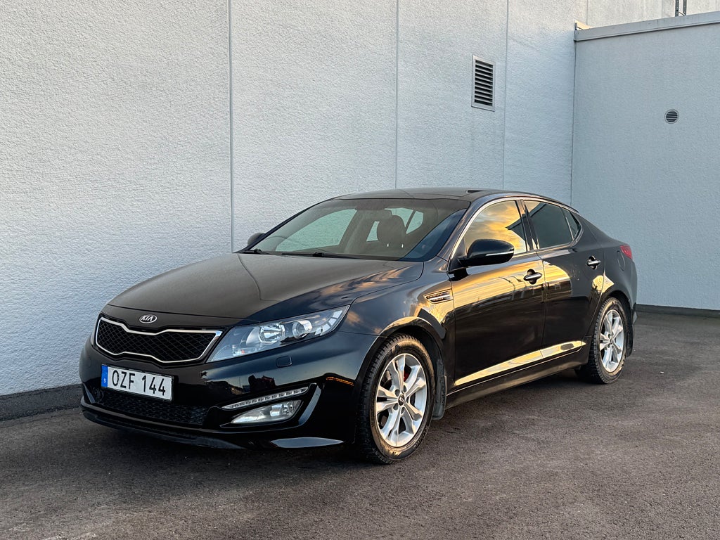 Kia Optima 2.0 CVVL Hybrid Executive Max utrustad 