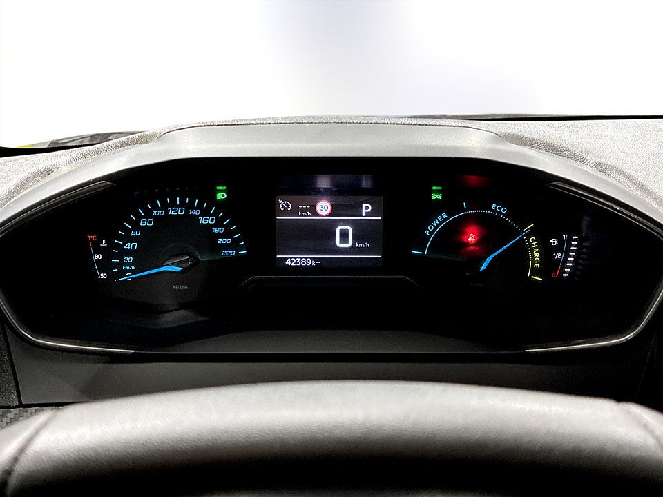 Bild på Peugeot 208 Style Hybrid 100hk Aut CARPLAY BACKSENSORER
