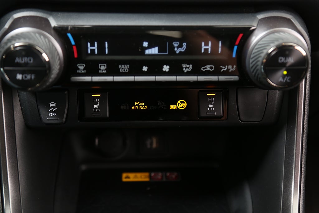 Toyota RAV4 Hybrid AWD-i E-CVT 222hk GR Sport I JBL I 360°-kamera 2025